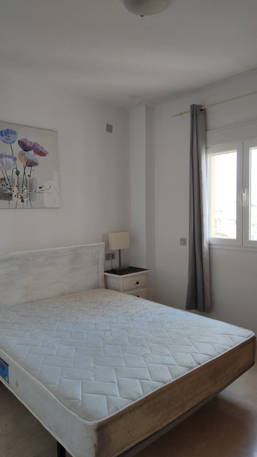 Amplio piso de 2 dormitorios con vistas panorámicas al mar en Manilva - mibgroup.es