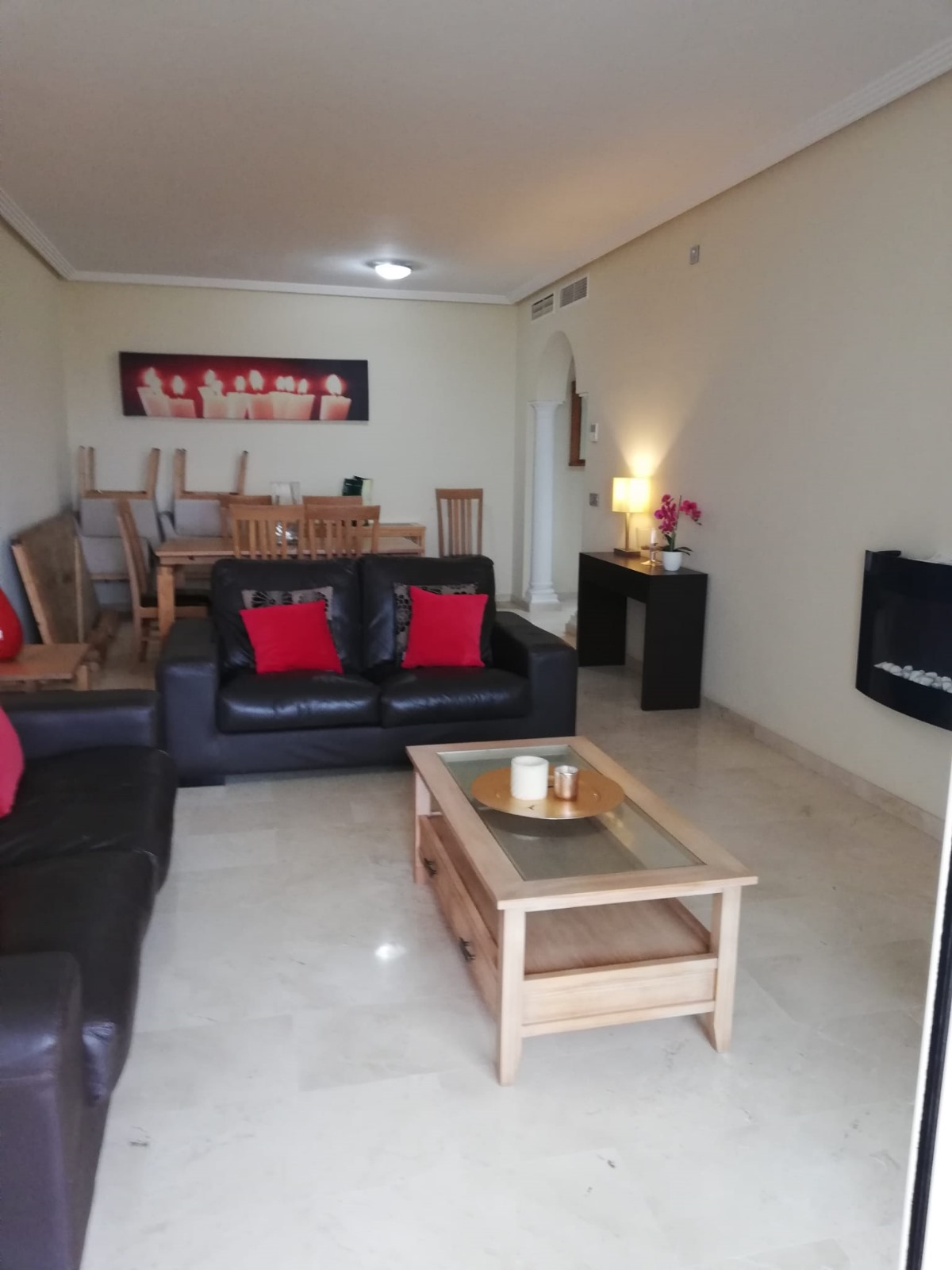 Spacious 2-Bedroom Apartment with Panoramic Sea Views in Manilva - mibgroup.es