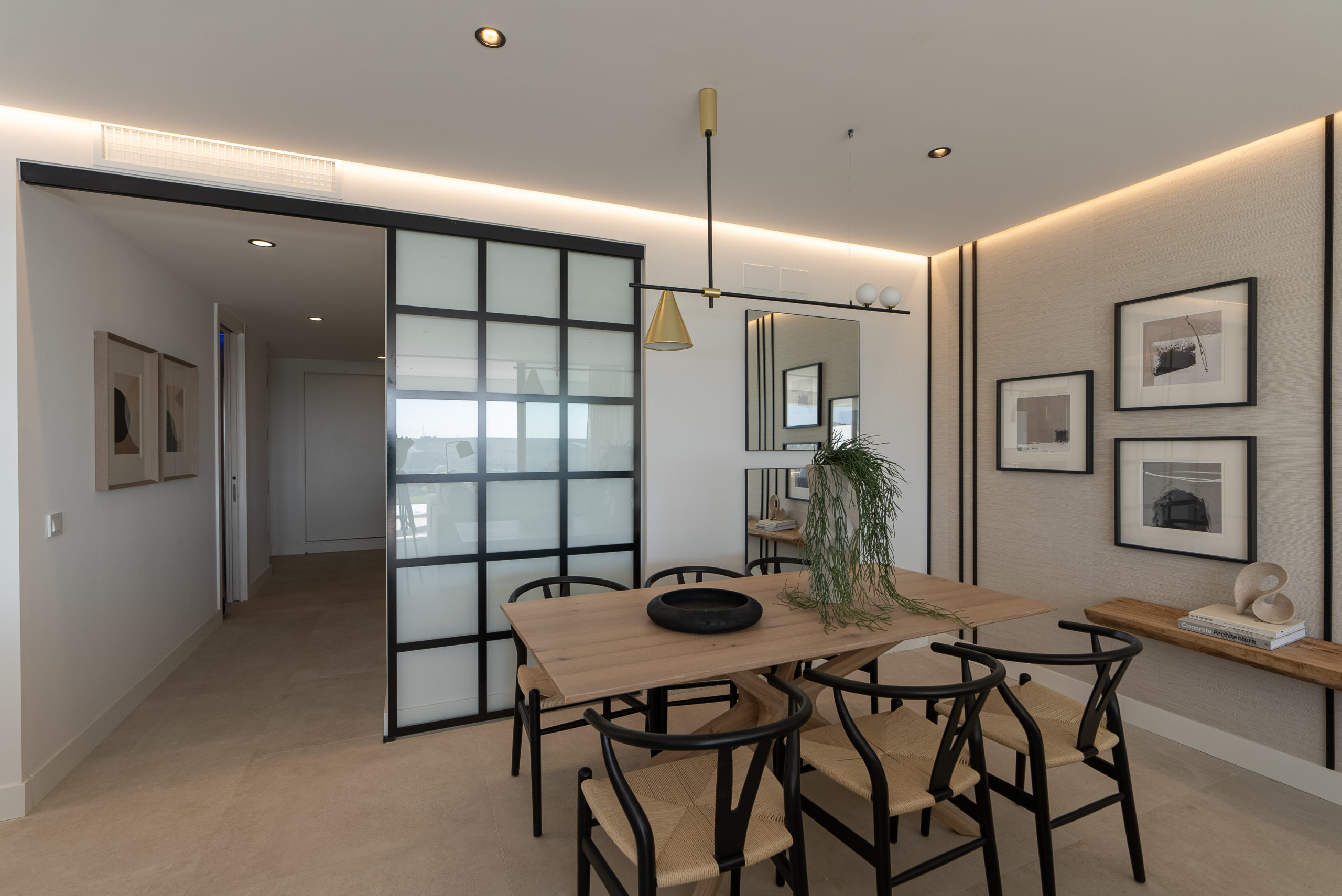 Spacious 4-Bedroom, 3-Bathroom Apartment with Panoramic Sea Views - mibgroup.es