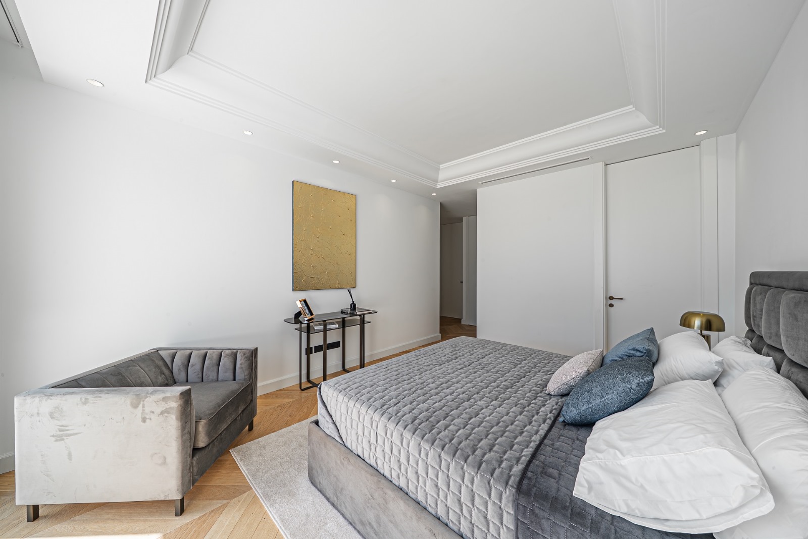 Elegant Villas in Marbella's Golden Mile – Lomas de Marbella Club - mibgroup.es