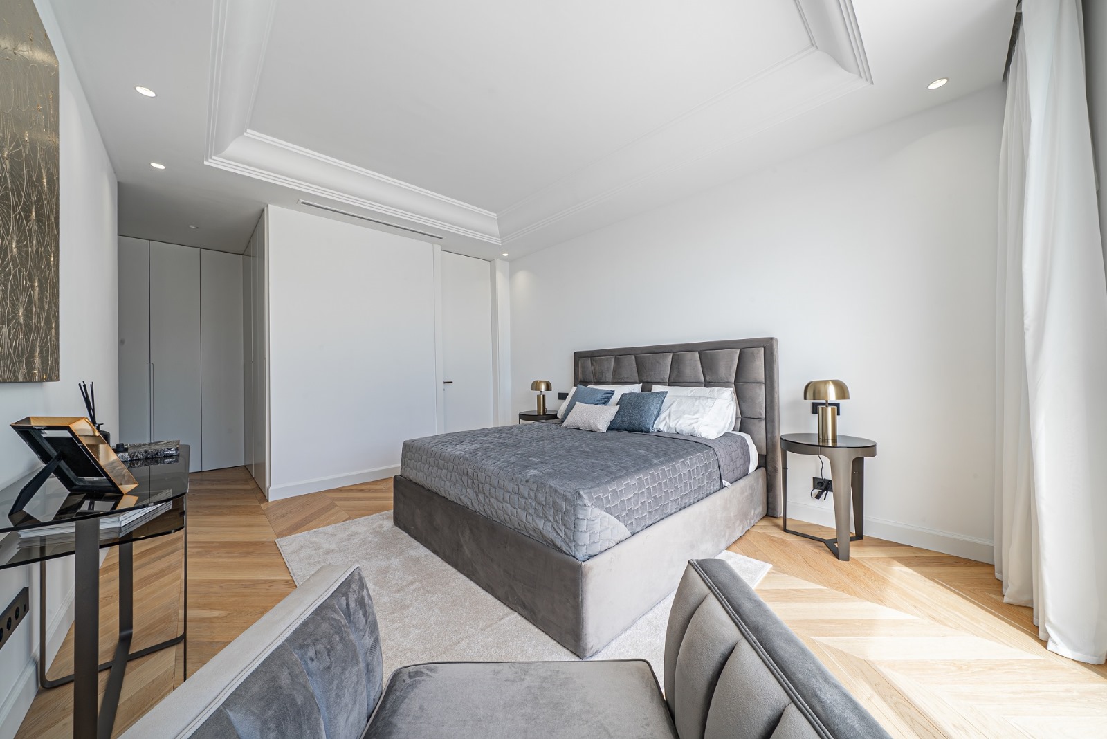 Elegant Villas in Marbella's Golden Mile – Lomas de Marbella Club - mibgroup.es