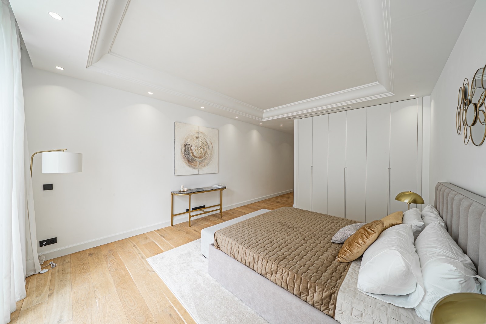 Elegant Villas in Marbella's Golden Mile – Lomas de Marbella Club - mibgroup.es