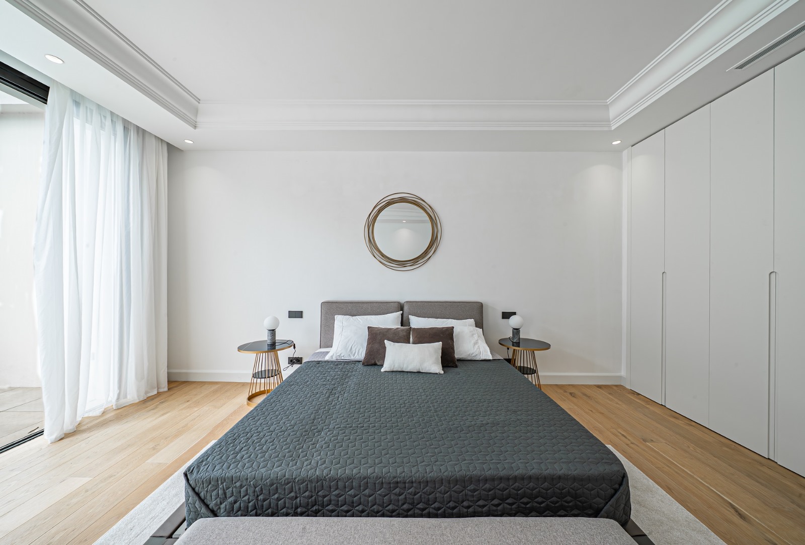 Elegant Villas in Marbella's Golden Mile – Lomas de Marbella Club - mibgroup.es