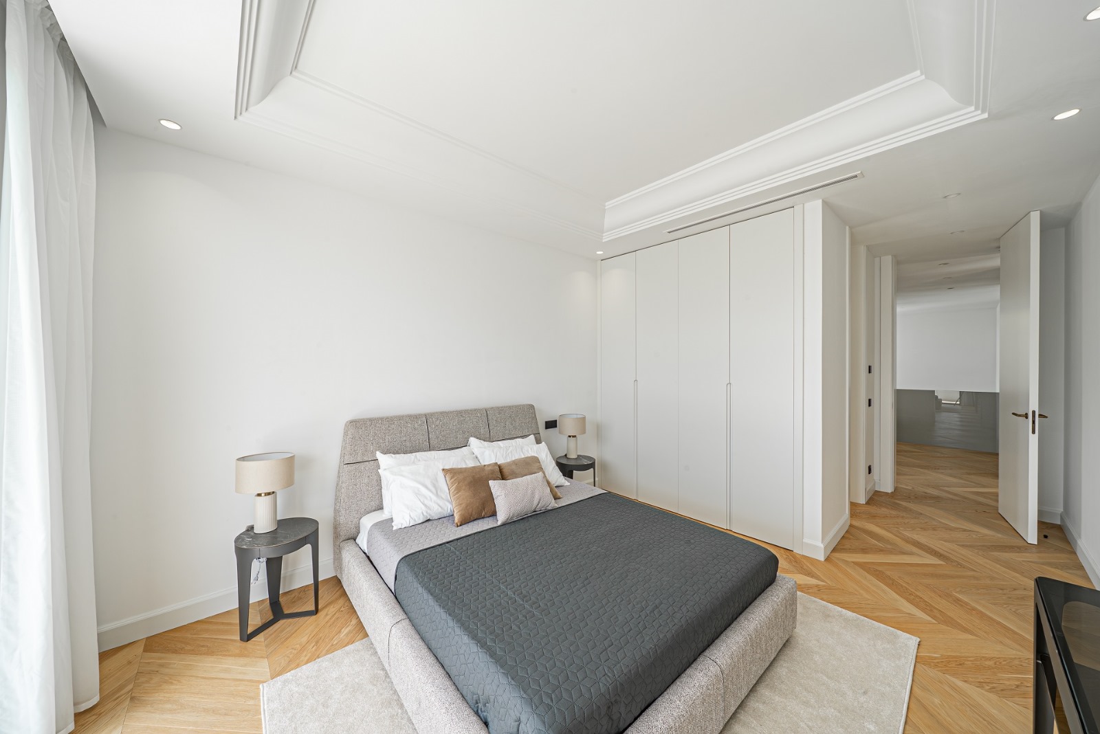 Elegant Villas in Marbella's Golden Mile – Lomas de Marbella Club - mibgroup.es