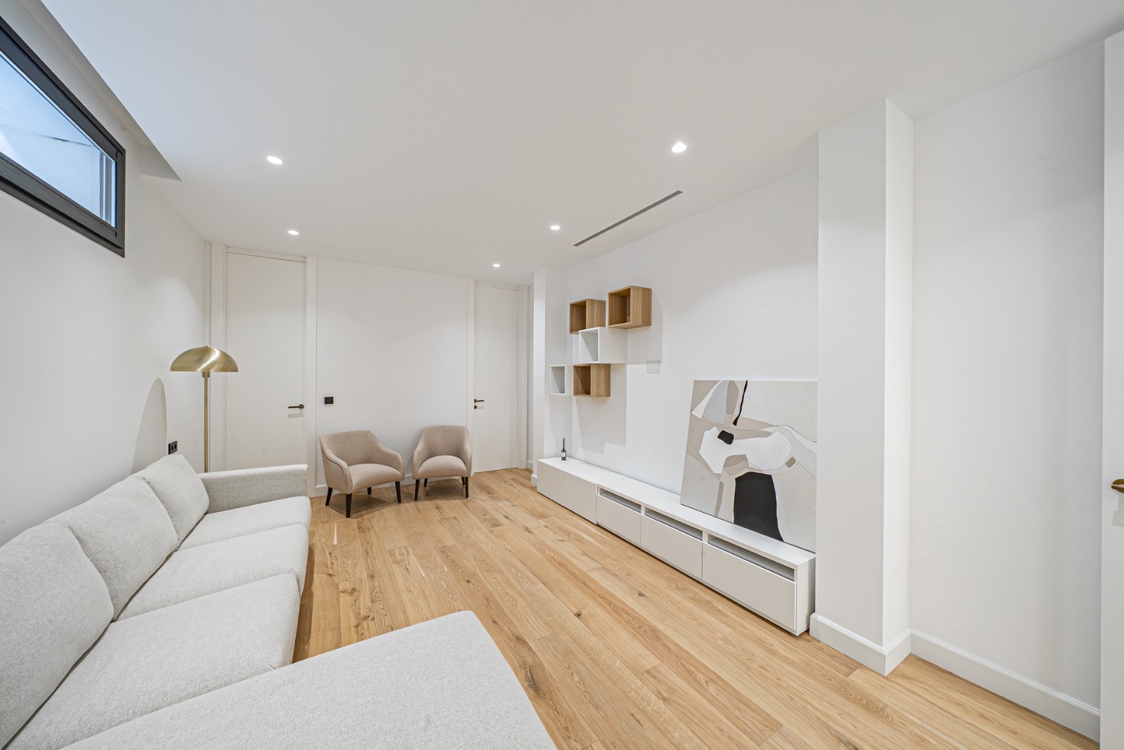 Elegant Villas in Marbella's Golden Mile – Lomas de Marbella Club - mibgroup.es