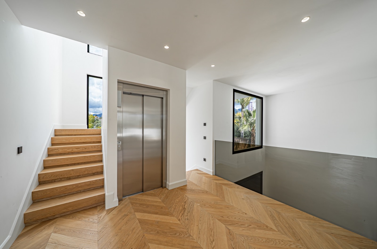 Elegant Villas in Marbella's Golden Mile – Lomas de Marbella Club - mibgroup.es