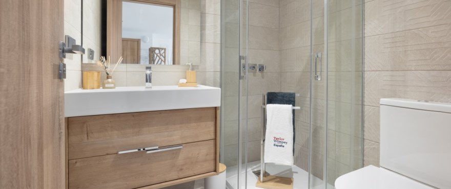 Modernos apartamentos en Casares Playa con vistas al mar y terrazas - mibgroup.es