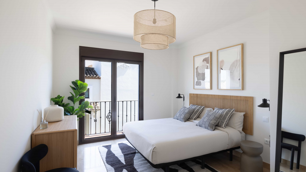 Современные виллы с террасами и видом на море в Эстепоне - mibgroup.es