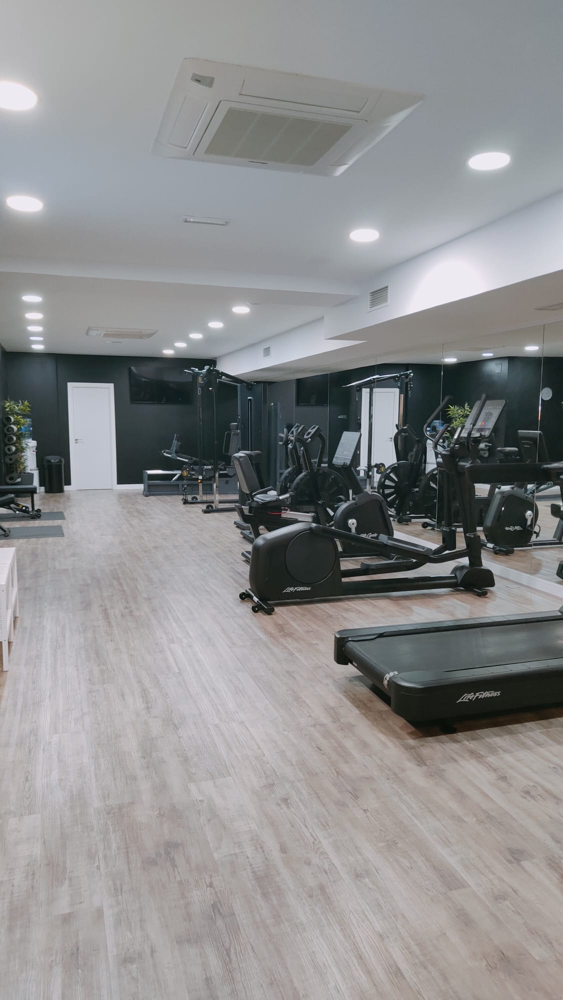 Se vende apartamento de 1 dormitorio en El Paraíso con piscina y gimnasio - mibgroup.es