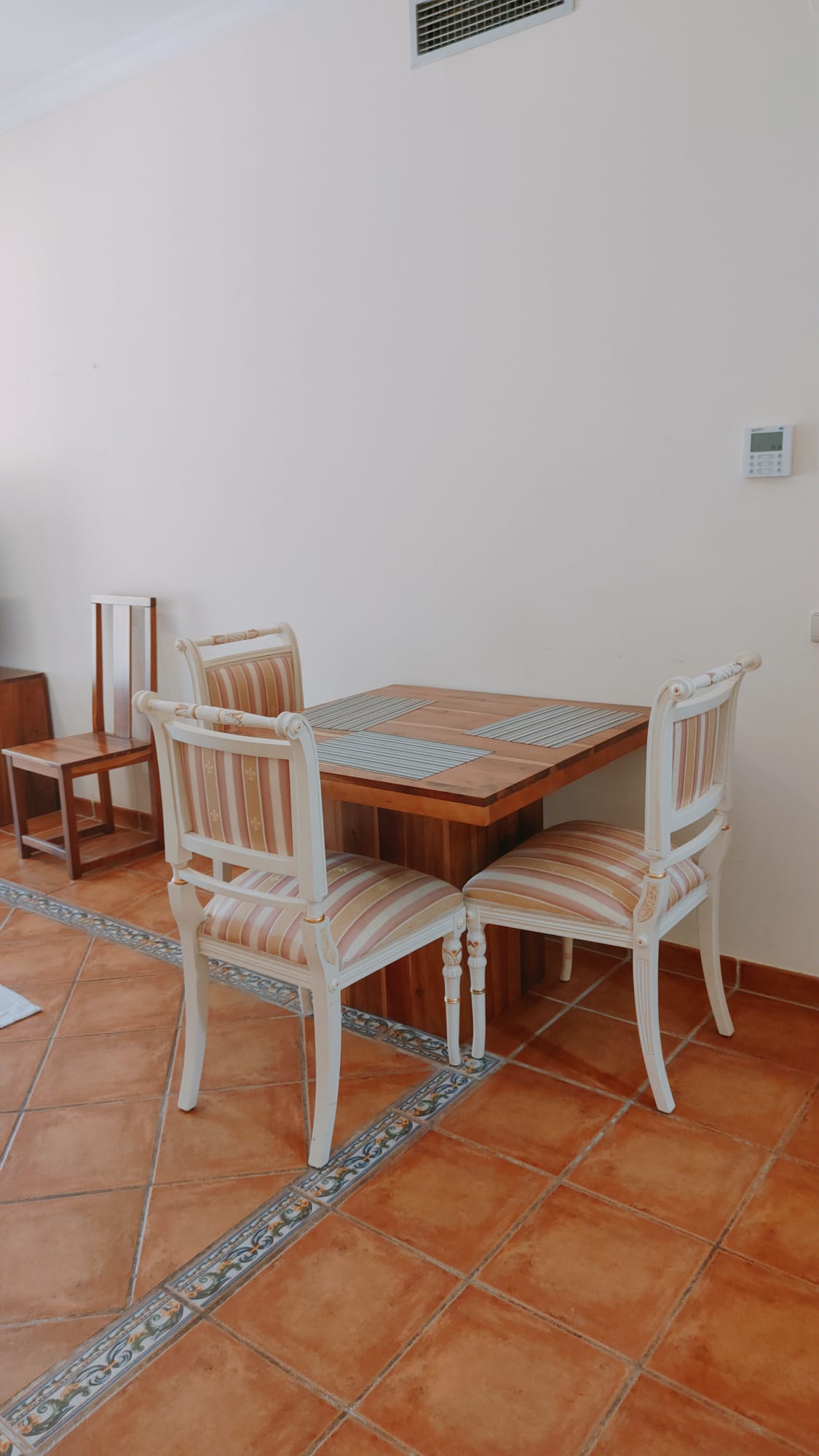 Se vende apartamento de 1 dormitorio en El Paraíso con piscina y gimnasio - mibgroup.es