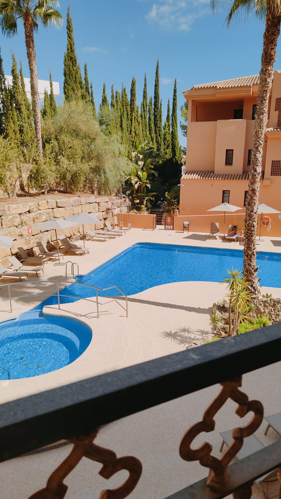 Se vende apartamento de 1 dormitorio en El Paraíso con piscina y gimnasio - mibgroup.es