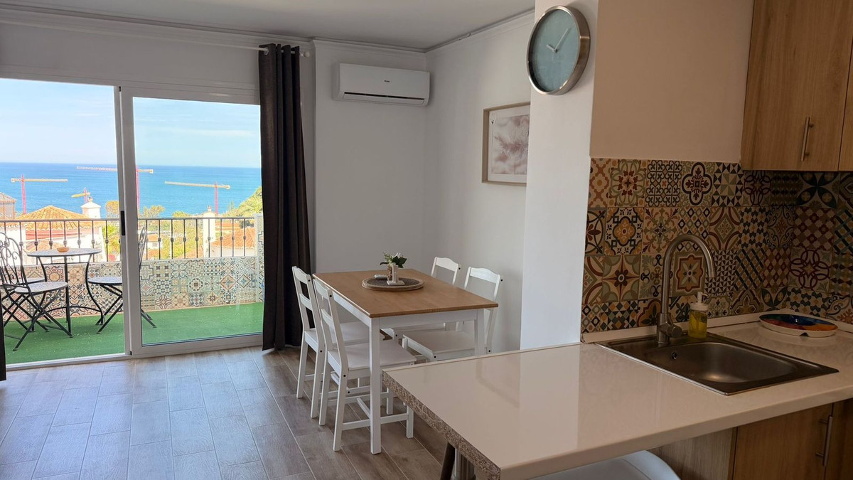 Ático con vistas al mar en Manilva - mibgroup.es