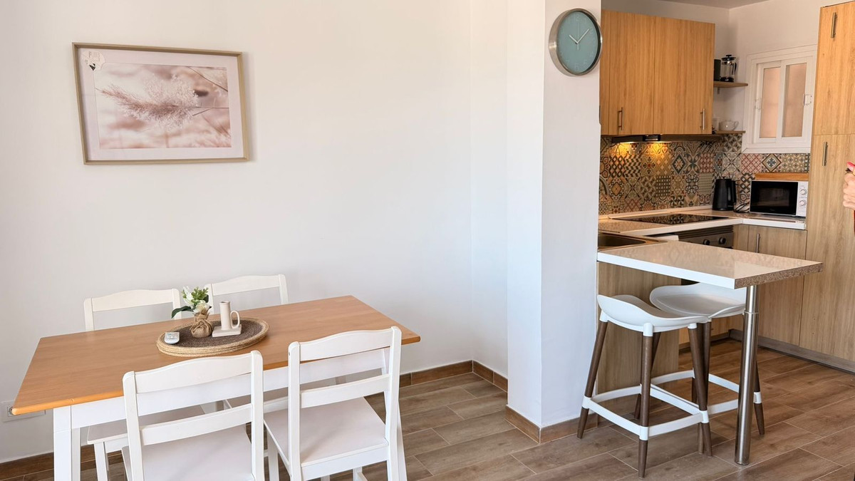 Ático con vistas al mar en Manilva - mibgroup.es