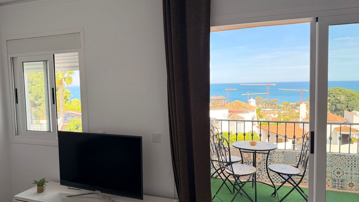 Ático con vistas al mar en Manilva - mibgroup.es