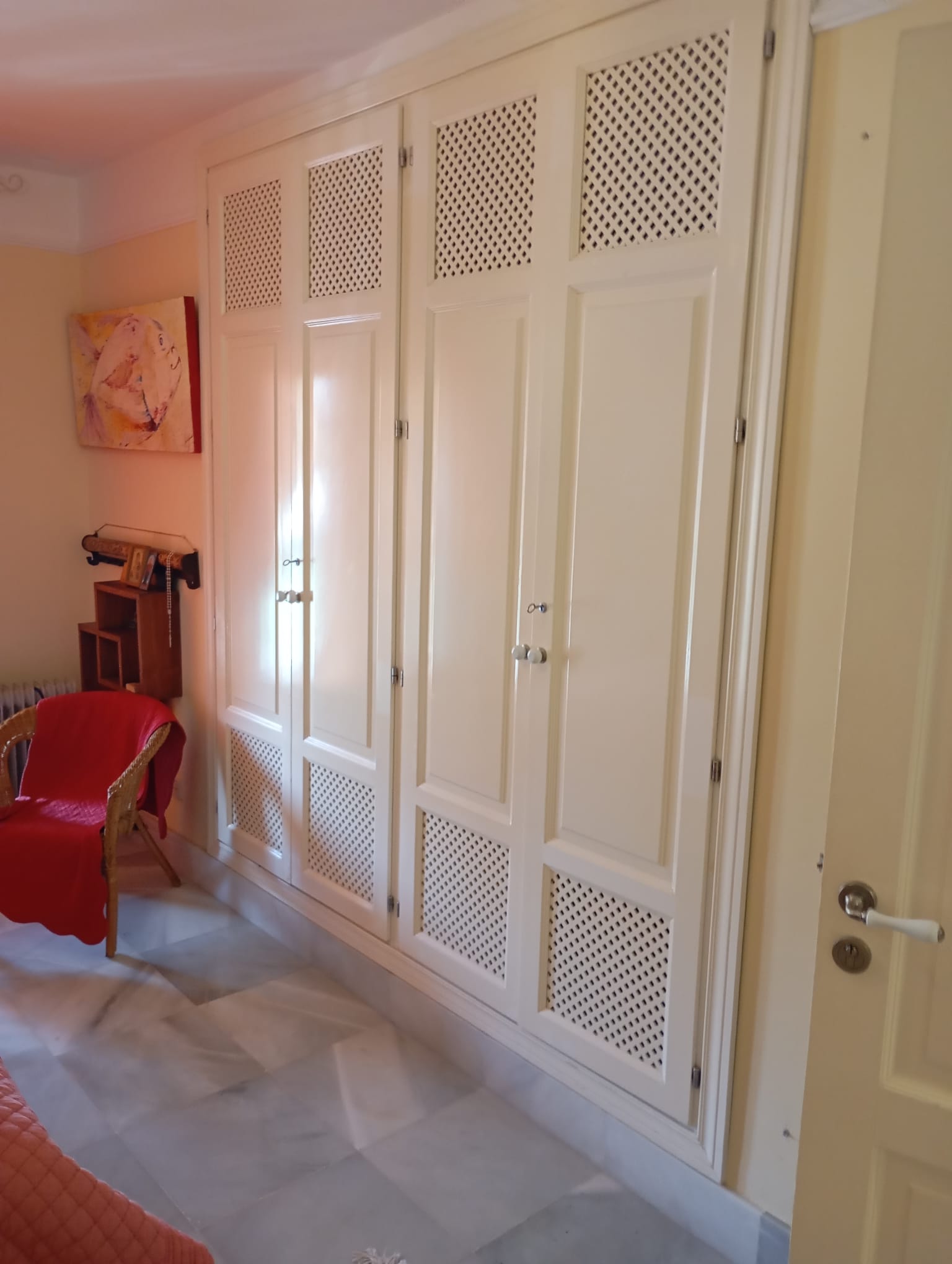 Exclusive 2-Bedroom Apartment in Puerto de Sotogrande with Direct Access to Yacht Berth - mibgroup.es