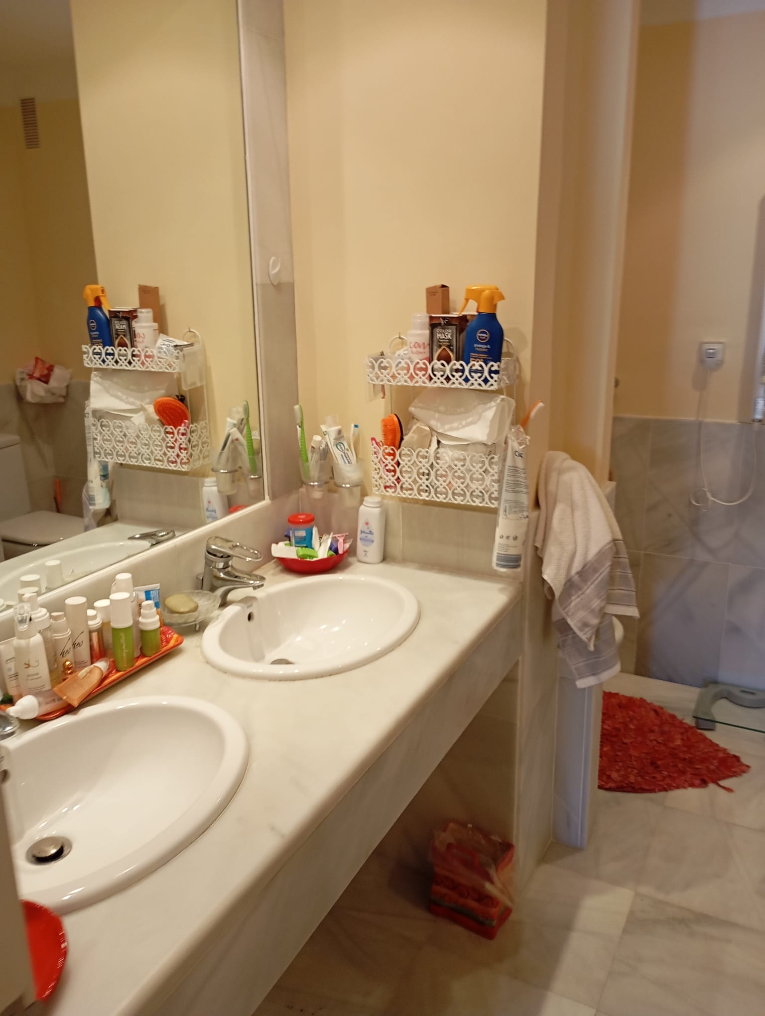 Exclusivo apartamento de 2 dormitorios en Puerto de Sotogrande con acceso directo al amarre - mibgroup.es