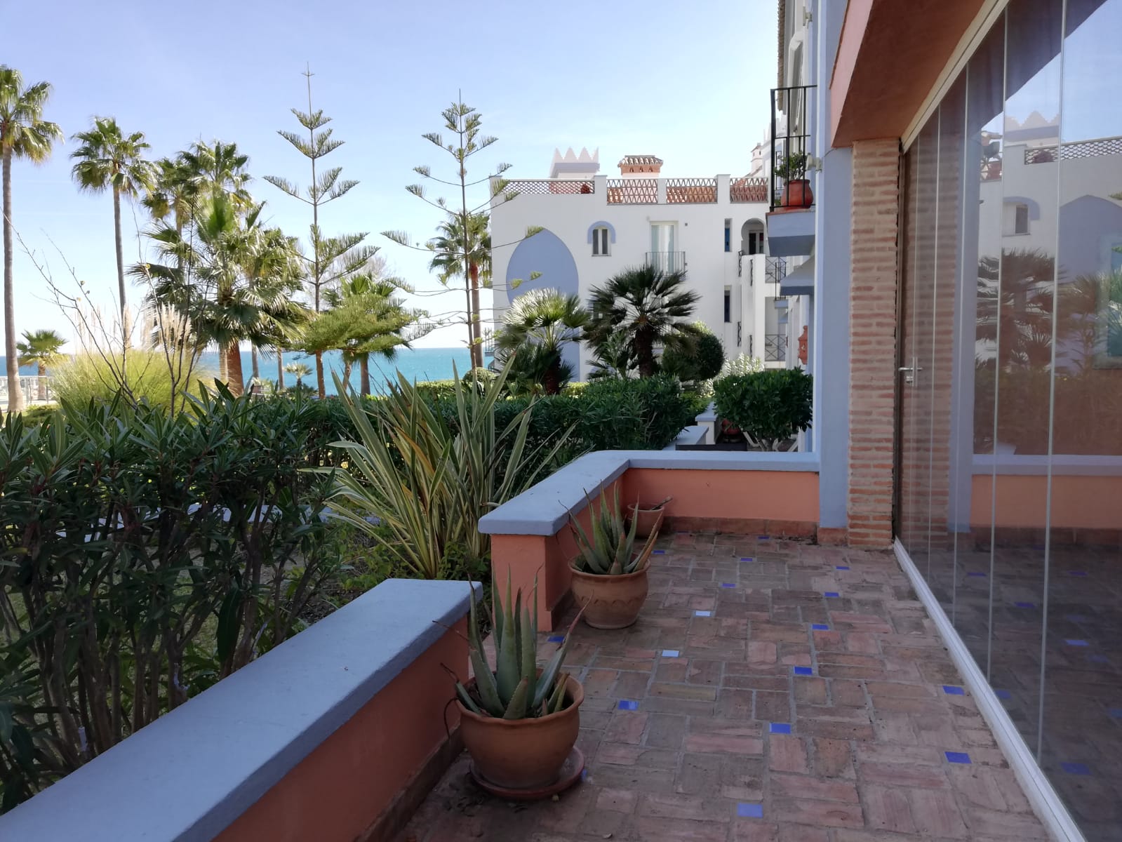 Квартира на берегу моря в Касаресе - mibgroup.es