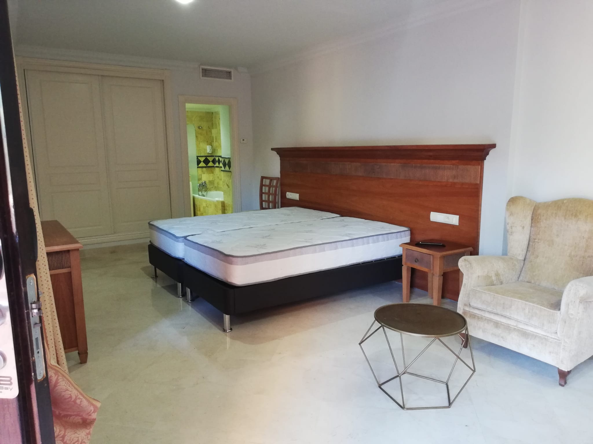 Estudio en Cancelada cerca de Lidl y Mercadona - mibgroup.es