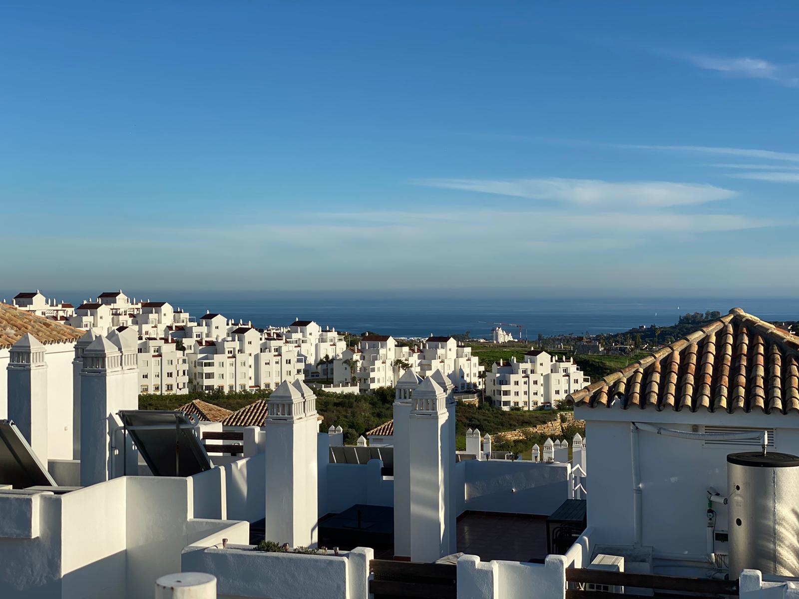 Magnificent penthouse with private access in Valle Romano - mibgroup.es