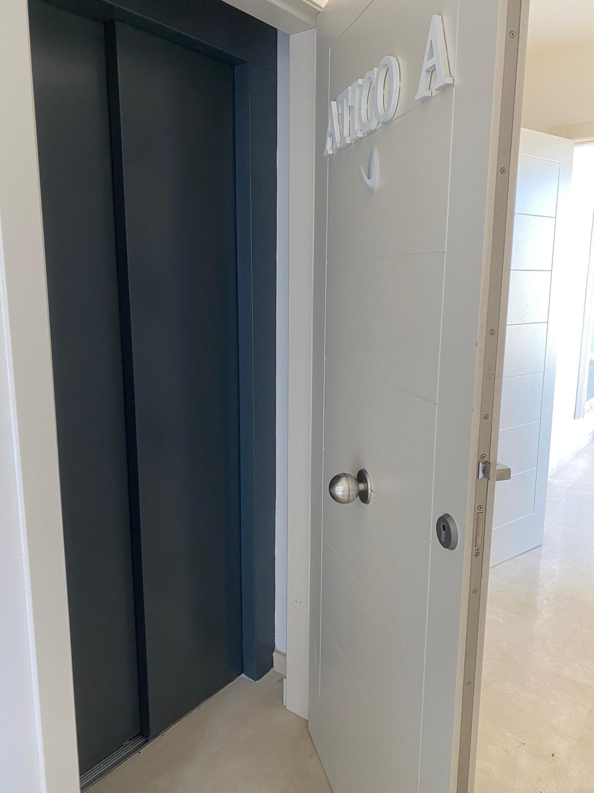 Magnifico àtico con acceso privado en Valle Romano - mibgroup.es